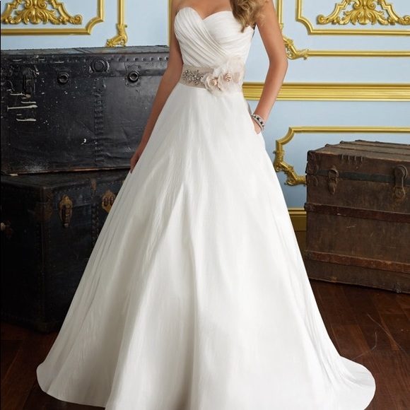 NEW Morilee Taffeta Wedding Dress - Picture 3 of 8